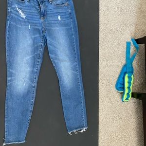 Gap 26R true skinny blue jeans with raw hem